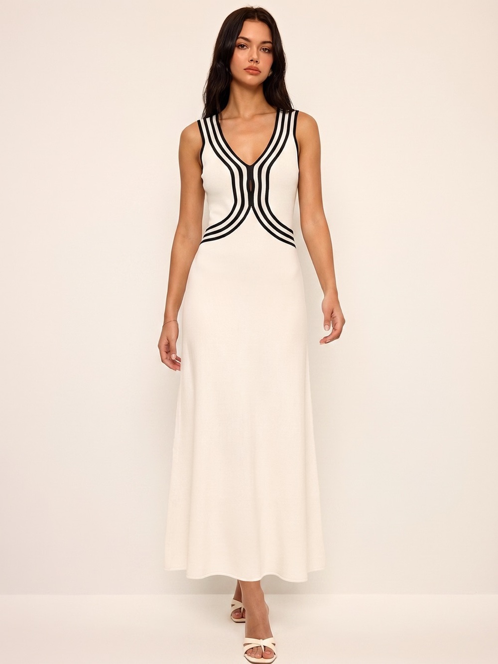 Commense - Sleeveless White Maxi Dress with Black Trim